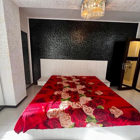 Apartament Zona Fabricii Ford Craiova Luaran gambar