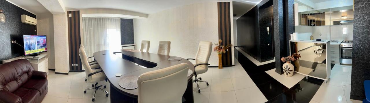 Apartament Zona Fabricii Ford Craiova Luaran gambar