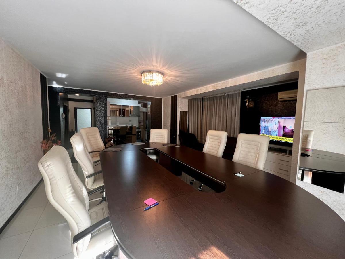 Apartament Zona Fabricii Ford Craiova Luaran gambar